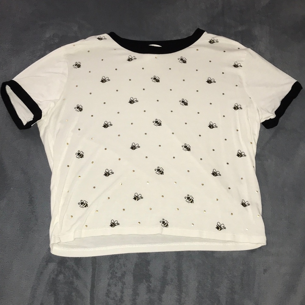 bee shirt